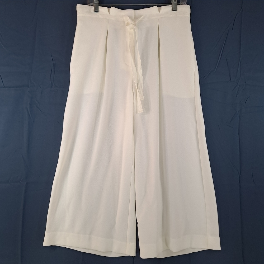 THE LIMITED Women's Ivory Wide Leg Capri Pants Tie Belt Textured - Size 4